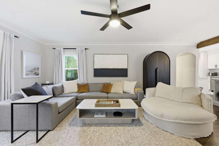 5-web-or-mls-2175 8th Ave N - Interior-9.jpg
