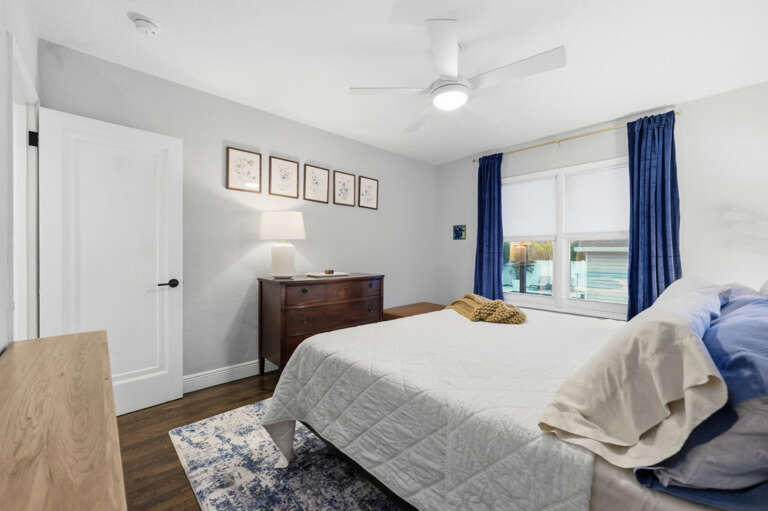 29-web-or-mls-2175 8th Ave N - Interior-23.jpg