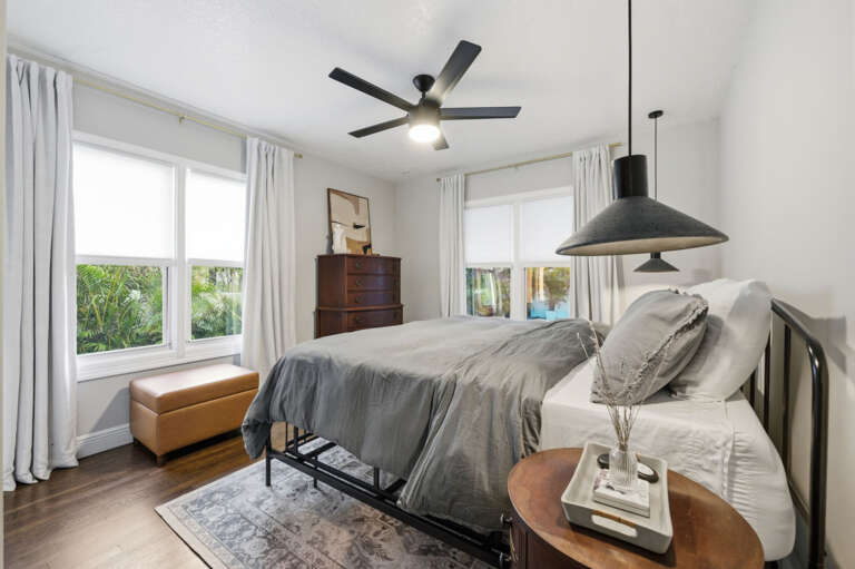 23-web-or-mls-2175 8th Ave N - Interior-17.jpg