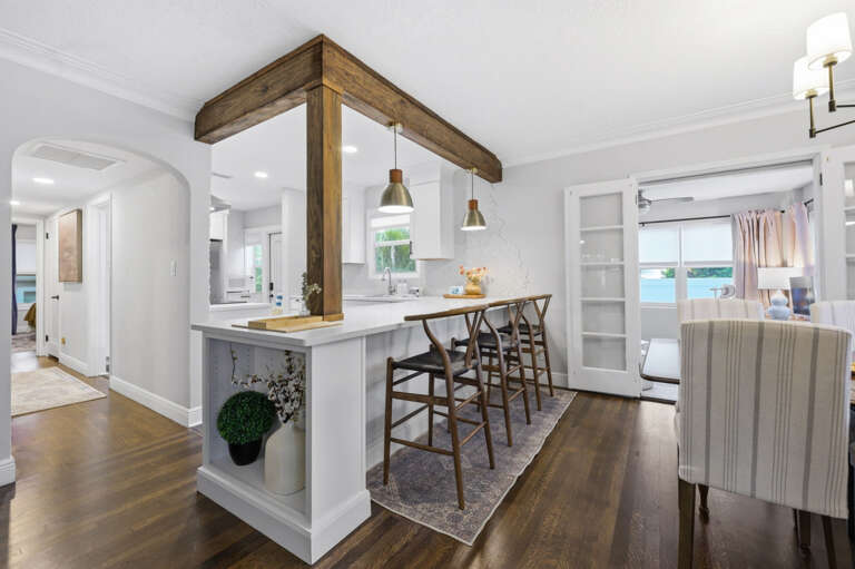 13-web-or-mls-2175 8th Ave N - Interior-30.jpg
