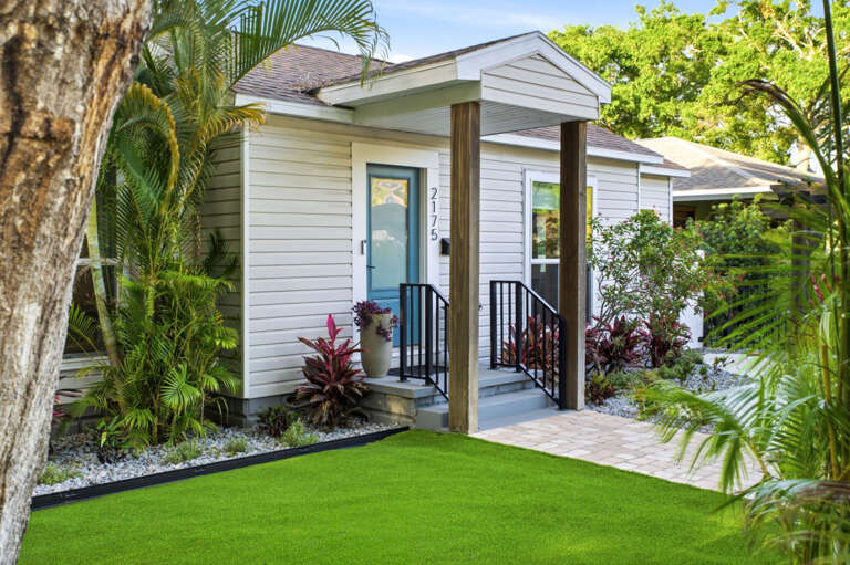 54-web-or-mls-2175 8th Ave N - Exterior-24.jpg