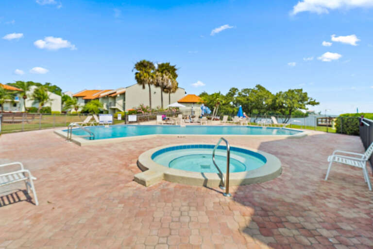 23-Exterior and Interior Photos 1515 Pinellas Bayway S A12 (23 of 25)