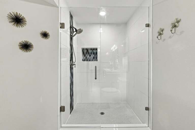 26-web-or-mls-6141 Bahia Del Mar Blvd #129-16.jpg