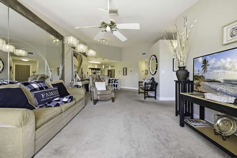 6-web-or-mls-6050 Bahia Del Mar Cir #217-8.jpg