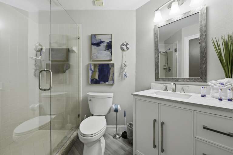 27-web-or-mls-6050 Bahia Del Mar Cir #217-29.jpg
