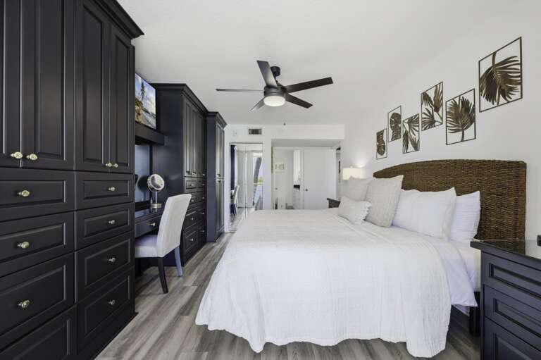 25-web-or-mls-6083 Bahia Del Mar Cir #358-22.jpg