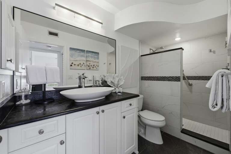 34-web-or-mls-6083 Bahia Del Mar Cir #358-34.jpg