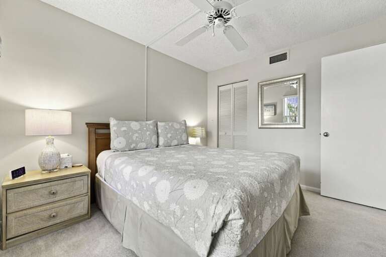 24-web-or-mls-6077 Bahia Del Mar Blvd S #119-25.jpg
