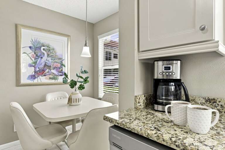 14-web-or-mls-6077 Bahia Del Mar Blvd S #119-10.jpg
