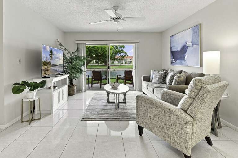 3-web-or-mls-6077 Bahia Del Mar Blvd S #119-6.jpg