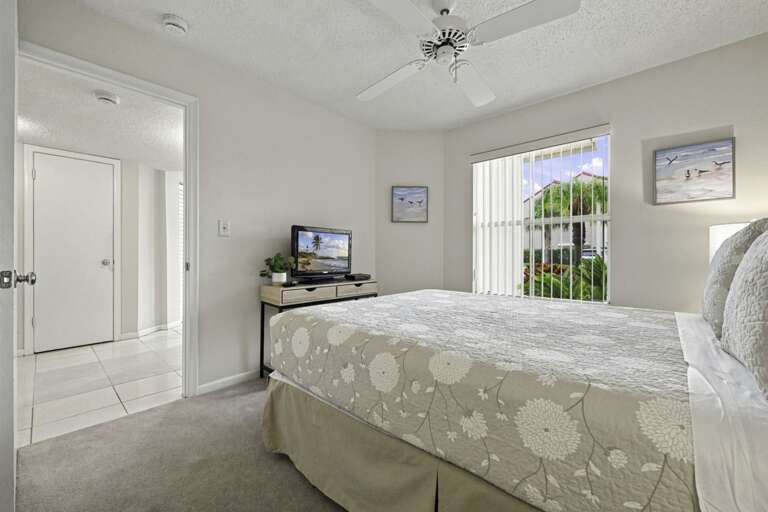 22-web-or-mls-6077 Bahia Del Mar Blvd S #119-5.jpg