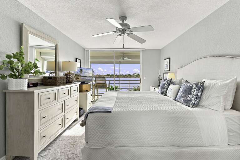 26-web-or-mls-6085 Bahia Del Mar Cir #270-19.jpg