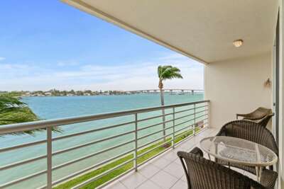 Serene Oasis | 2BR Club Bahia Condo | Isla Del Sol
