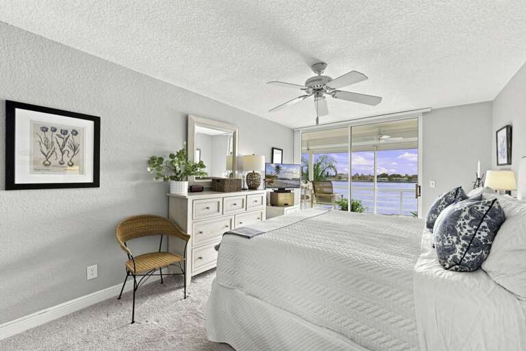 27-web-or-mls-6085 Bahia Del Mar Cir #270-20.jpg