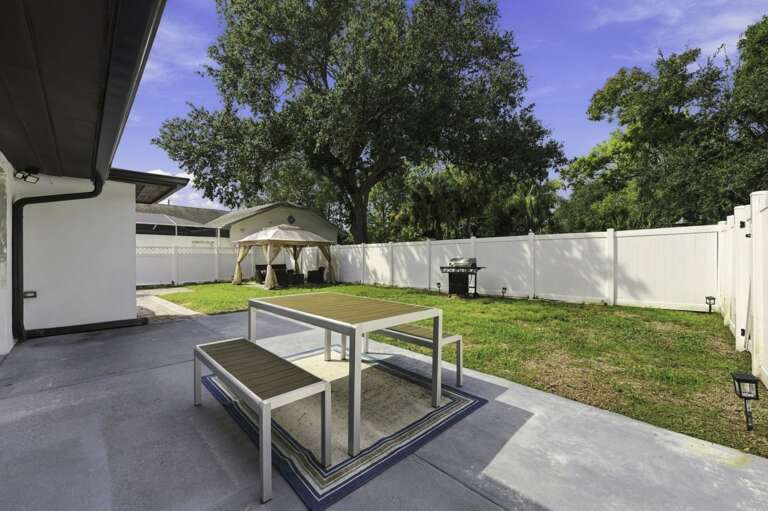 24-web-or-mls-11285 52nd Ave N-24.jpg