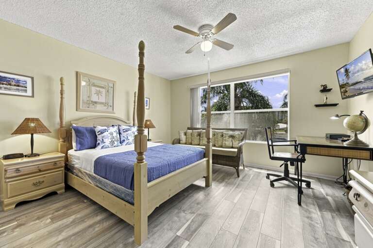 25-web-or-mls-6011 Bahia Del Mar Blvd #255-15.jpg