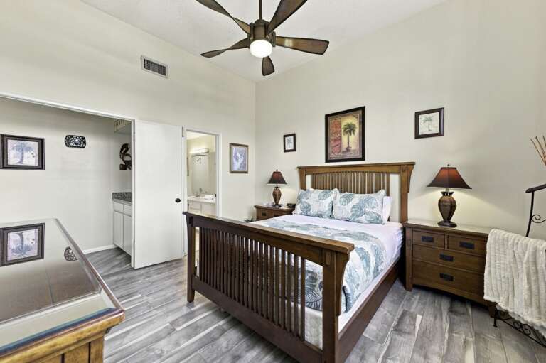 20-web-or-mls-6011 Bahia Del Mar Blvd #255-26.jpg