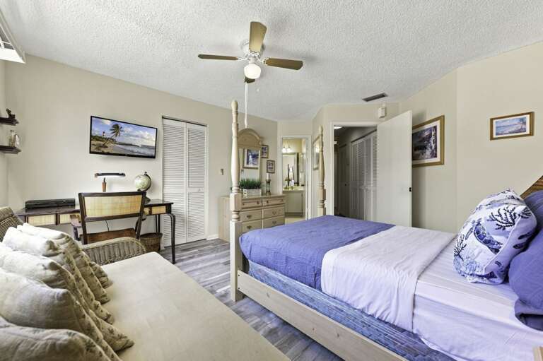 26-web-or-mls-6011 Bahia Del Mar Blvd #255-16.jpg