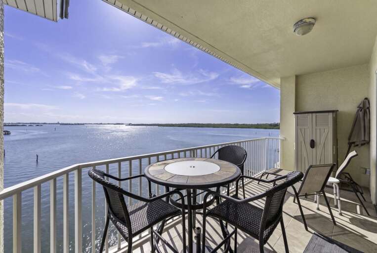 14-web-or-mls-8800 Bay Pines Blvd #414-17.jpg