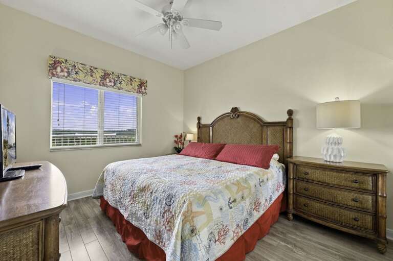 17-web-or-mls-8800 Bay Pines Blvd #414-6.jpg