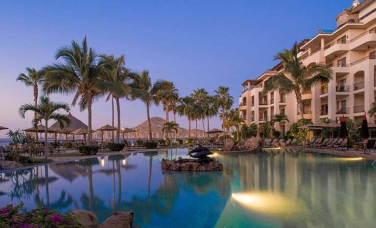 Beautiful Pool area with swim up bar