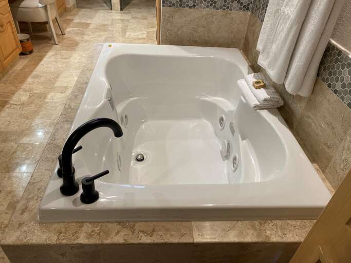 Brand new Jacuzzi Tub in Master Bath
