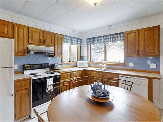 Kitchen | Dining Table for 6  Kitchen | Dining Table for 6