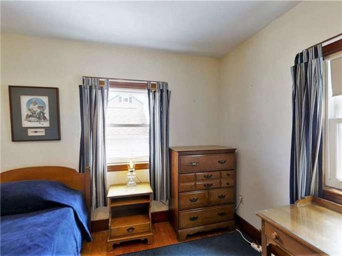 First Level Bedroom 4| 2x Twin Beds  First Level Bedroom 4| 2x Twin Beds