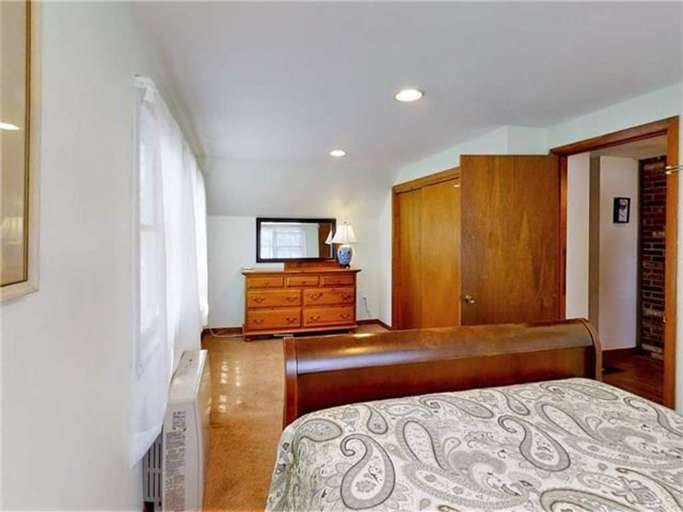 Bedroom 1 | Queen Bed | Closet & Dresser Bedroom 1 | Queen Bed | Closet & Dresser