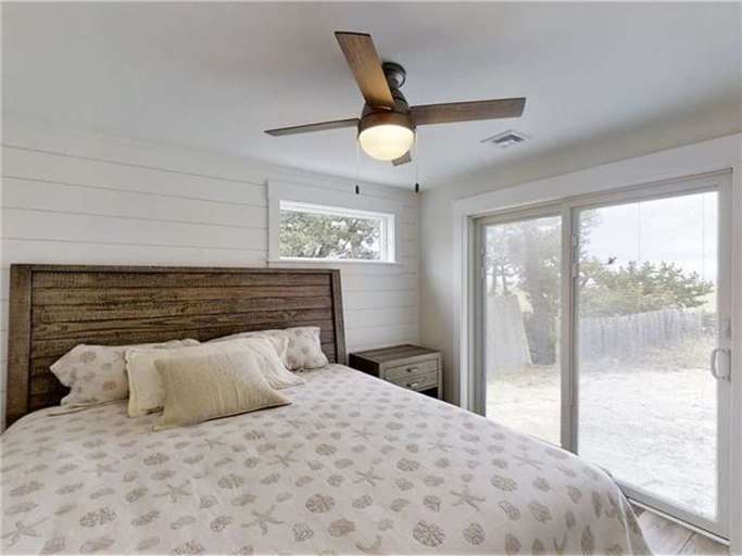 Downstairs Bedroom 1 | King Bed 