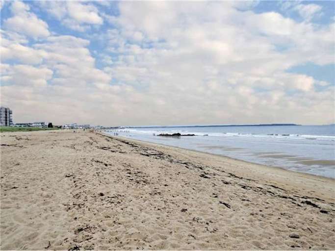 7 Miles of Sandy Beach 