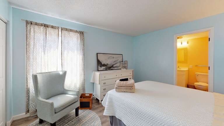 Smart TV | Attached bathroom Smart TV | Attached bathroom