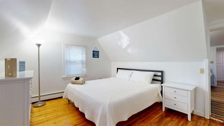 Primary Bedroom| King bed Primary Bedroom| King bed