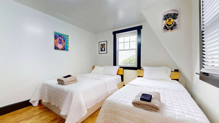 2nd Floor | One Full | 1 Twin