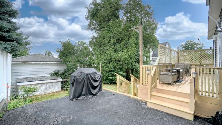 Propane Grill | Back Yard 