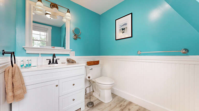 Full Bath | 2nd Floor | Tub Shower Combo 