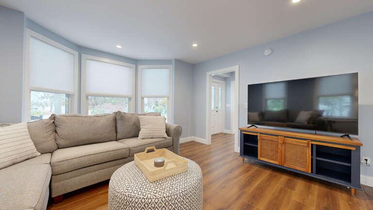 Large Smart TV Large Smart TV