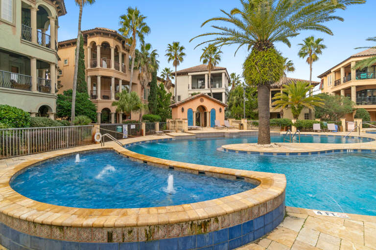 Bella Saint Tropez Luxury 4 Bedroom Vacation in Miramar
