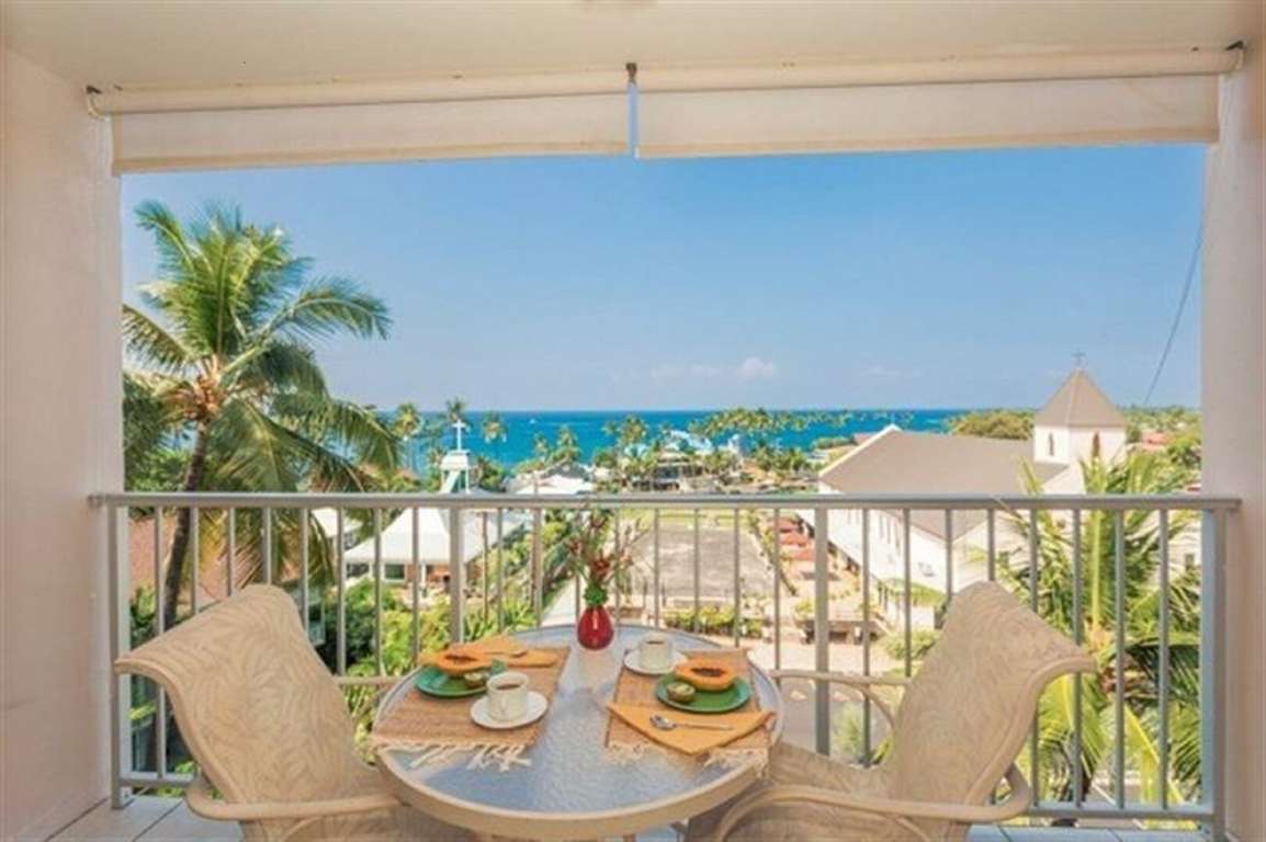 Kailua Village 602