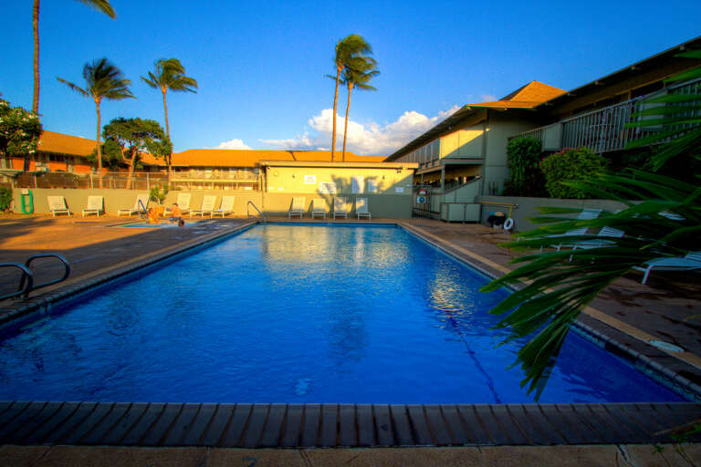 Kihei Bay Surf pool