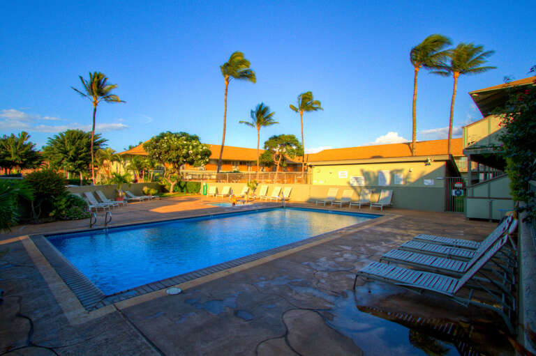 Kihei Bay Surf pool