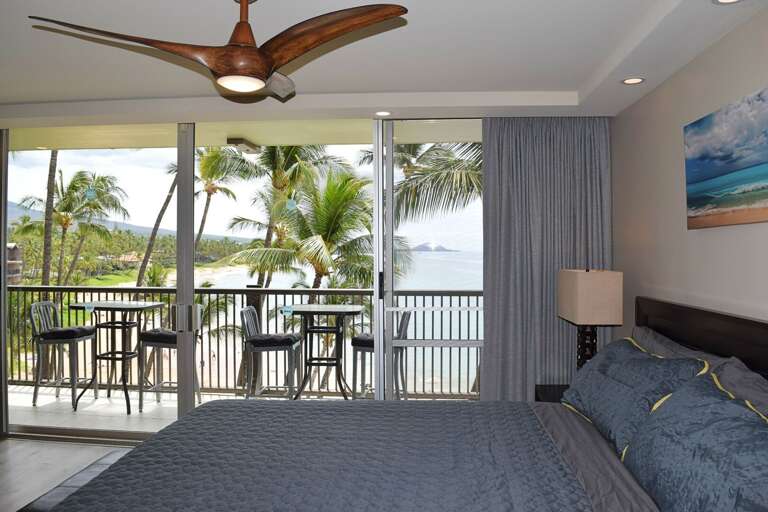Lanai access from master bedroom