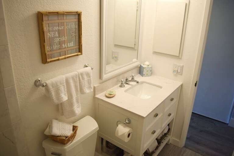 Bathroom Bathroom