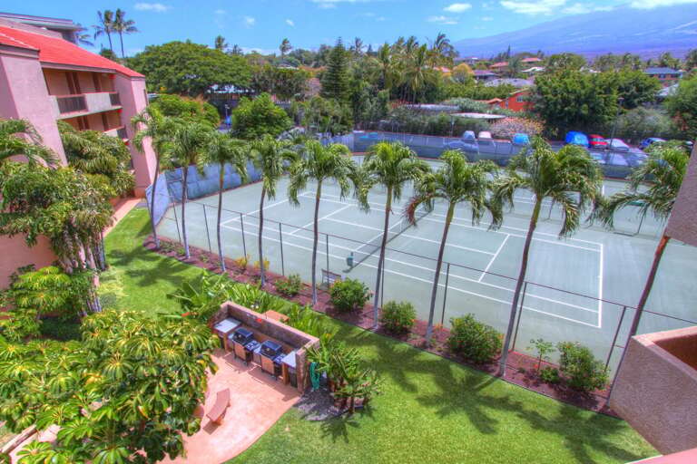 Maui Vista tennis courts and bbq area
