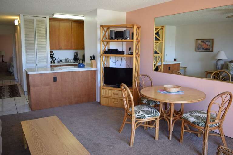 Dining area with seating for 3