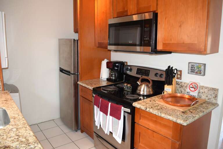 Fully stocked kitchen Fully stocked kitchen