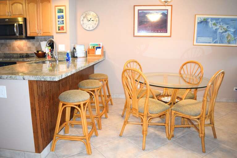 Dining area with seating for 4 Dining area with seating for 4