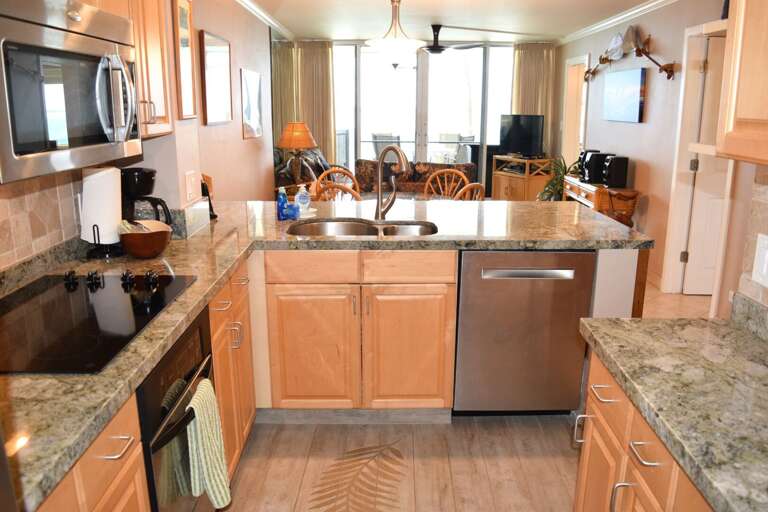 Enjoy your ocean view from the kitchen! Enjoy your ocean view from the kitchen!