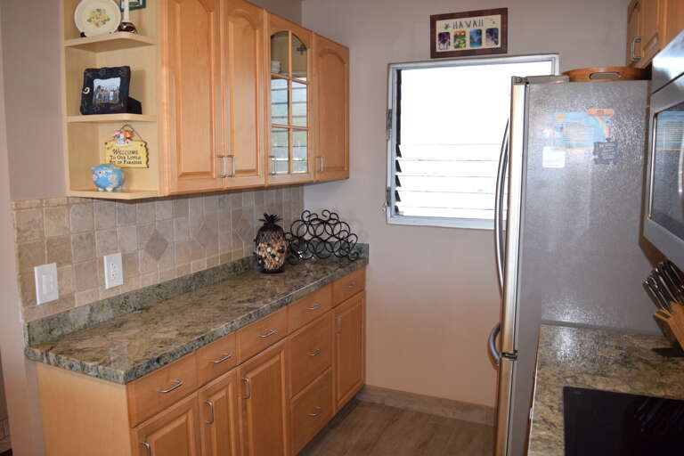 Spacious kitchen with everything you need to enjoy home cooked meals Spacious kitchen with everything you need to enjoy home cooked meals