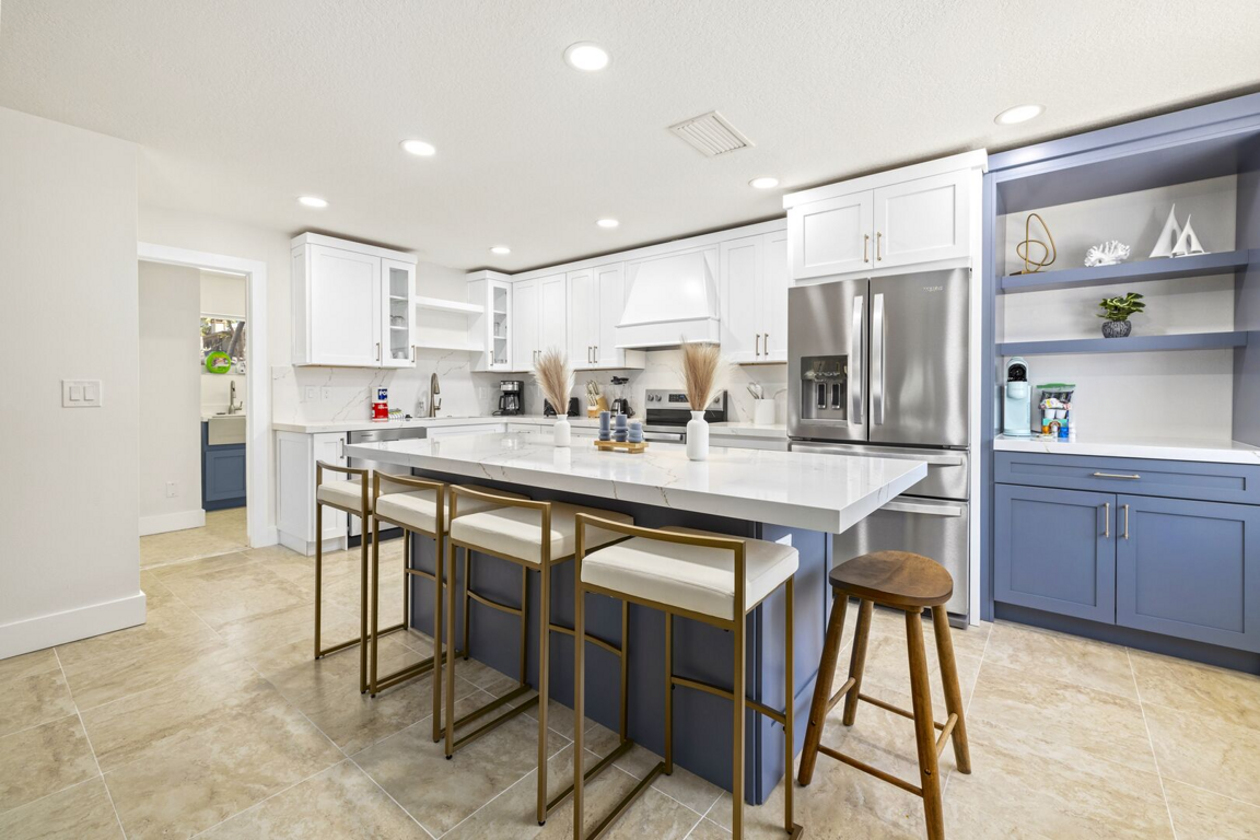Fully equipped kitchen Fully equipped kitchen